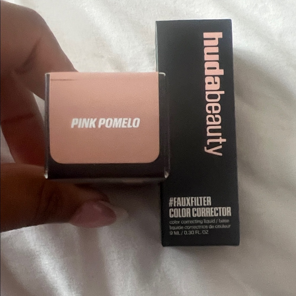Huda Beauty Pink Pomelo Color Corrector